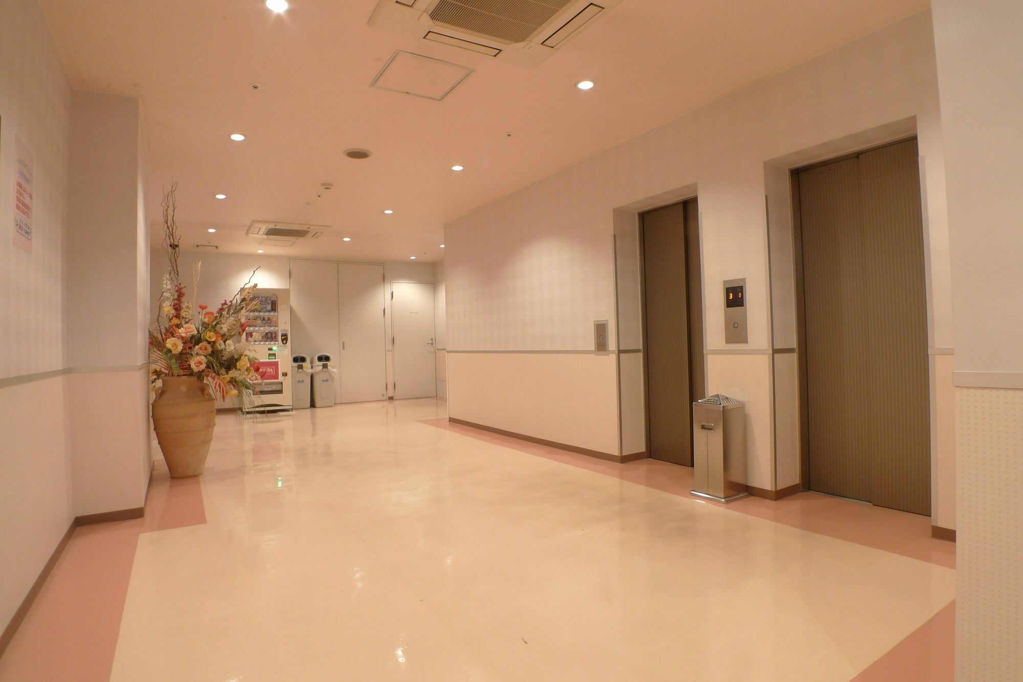 Hotel Times Inn 24 Yokohama  Exterior photo